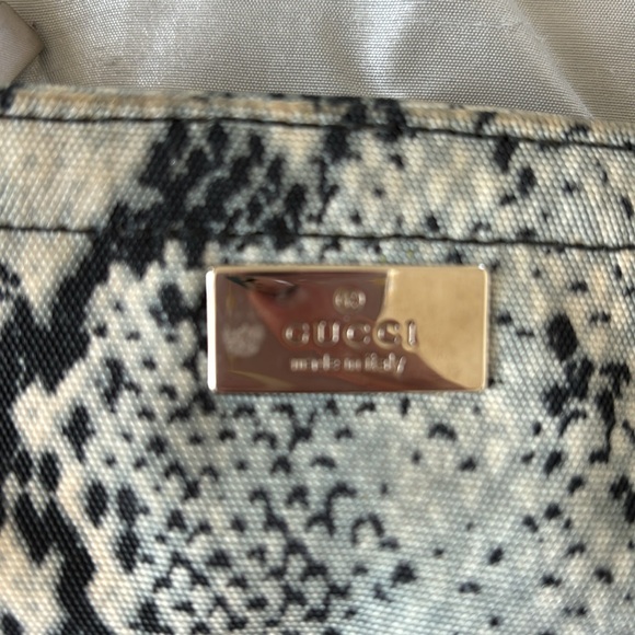 Gucci Small Makeup Bag - Picture 5 of 5